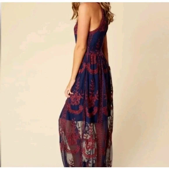 Altar'd State Womens Navy & Maroon Floral Lace Maxi Dress Size Medium NWT - Picture 1 of 14
